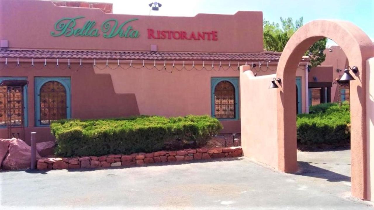 Sedona Pines Resort Exterior photo Bella Vista Restaurant
